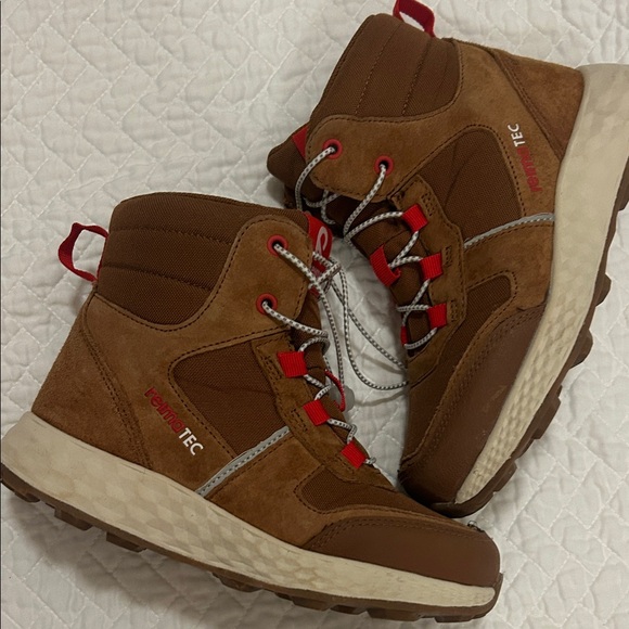 Reima waterproof suede snow and hiking Boots size 1 kids - Picture 1 of 6